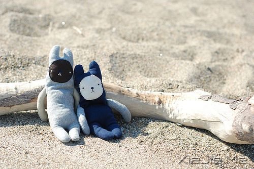 晚安心语：与其伤心回忆，不如微笑忘记 (8)